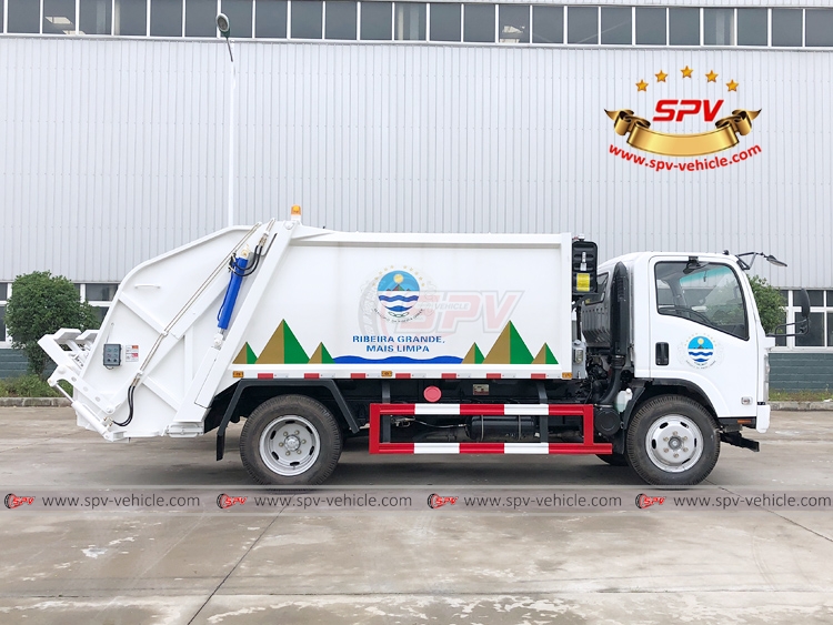 To Cape Verde - 2 units of Garbage Compctor Truck ISUZU - RS